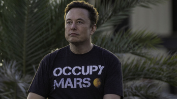 Elon Musk elmondta, mit tud az ufók létezéséről