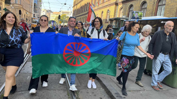 Megtartották a roma büszkeség menetét Budapesten