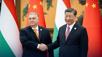 Orbán Viktor a kínai elnökkel posztolt közös fotót