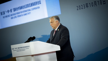 Matolcsy György is Orbán Viktorral van Kínában