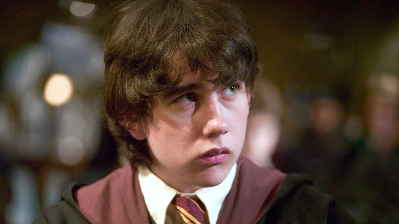 Matthew Lewis, a Harry Potter sztárja teljesen megváltozott