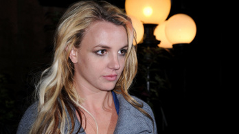 Britney Spears két gyerek mostohaanyja lett, és nem is tudott róla