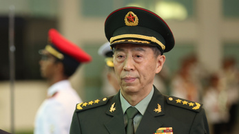 Váratlanul menesztették a kínai védelmi minisztert