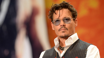 Kirabolták Johnny Depp partnerét budapesti otthonában