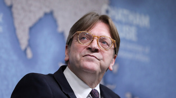 Guy Verhofstadtnak az amerikai képviselőházról is Orbán Viktor jutott eszébe