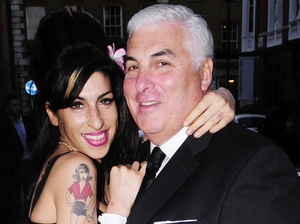 Winehouse apja nem akar filmet a lányáról