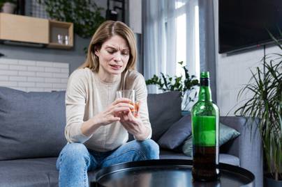 Demenciaszerű tüneteket okozhat a sok alkohol: ezeket a jeleket nem szabad félvállról venni