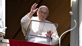 Szentszéki szóvivő: Ferenc pápa nincs rosszul, csak nem érzi jól magát