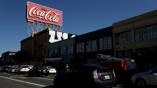 Hat ember is kórházba került a szomszédban, mert megmarta a nyelőcsövüket a Coca-Cola