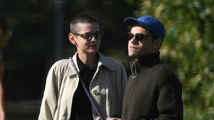 Rami Maleket és nembináris barátnőjét kézenfogva kapták lencsevégre