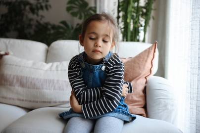 Visszatérő, tisztázatlan eredetű hasi fájdalom: 5 éves kor felett a gyerekeket is érintheti ez a betegség