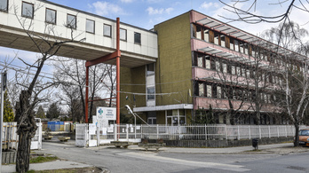 Hetek óta áll a bál a Jahn Ferenc kórház rehabilitációs osztályán egy elromlott lift miatt