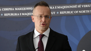 Szijjártó Péter: A kormány nem akar bele szólni Nikola Gruevszki ügyébe