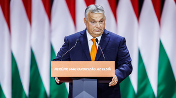 Orbán Viktor: Ha így megy tovább, keresztet vethetünk az unióra