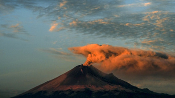 Kitörhet egy vulkán Mexikóban, figyelmeztették a lakosságot