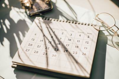 Lesz egy hatnapos hosszú hétvége is jövőre: íme a 2024-es munkaszüneti napok listája