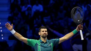 Novak Djokovics ennyivel nem elégszik meg, újabb trófeát nyerne szezonzárásként