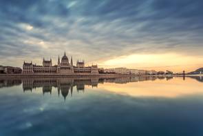 A magyar Parlamentnek nincs párja a világon, kivéve ezt az egyet