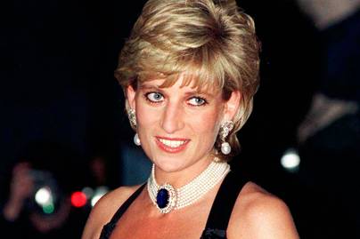 Diana hercegnő szokatlan külsővel szerepelt a címlapon: A korona új évada miatt került elő a gyönyörű fotó