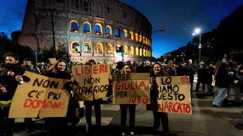 Brutális gyilkosság rázta meg az olasz társadalmat, tízezrek tüntettek a nők elleni erőszak miatt