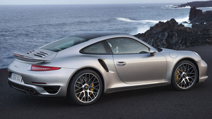 Porsche: tesztpályát a vevőknek