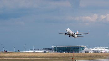 A Budapest Airport közölte az Index-szel, miért bénult meg a közlekedés a Liszt Ferenc repülőtéren