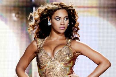 Beyoncét ilyen hajszínnel még nem láttuk: 11 éves lányával ritka videón szerepelt