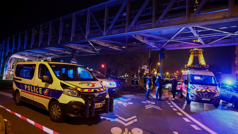 Késes támadás történt Párizs belvárosában, terrorizmus gyanúja miatt nyomoz a hatóság