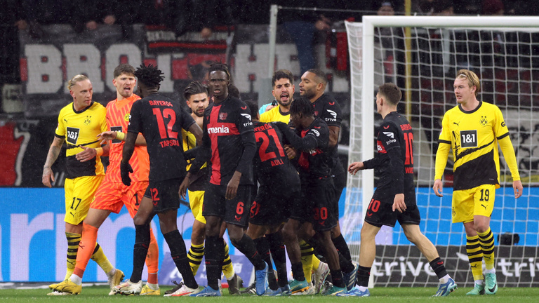A Dortmund megviccelte az éllovast, nyertek Sallaiék