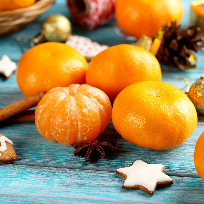 Csokiba mártott mandarin és karamellizált dió 2 perc alatt: megédesíti az adventi hétvégéket