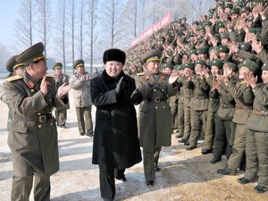 Kim Dzsongun atomháborúval riogat