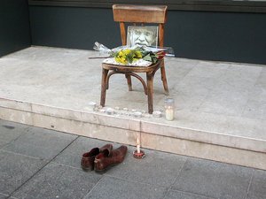 Hatvan évig pucolta a szarajevói cipőket