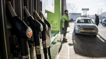 Lehetett sejteni, most valóra vált: januártól jelentősen drágul az üzemanyag