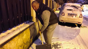 A magyar politikusok így számoltak be a csütörtöki hóhelyzetről