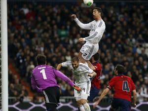 Hogy ugrott Ronaldo megint ilyen magasra?