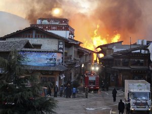 Hatalmas tűz volt egy ősi tibeti városban