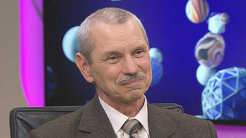 Rusvai Miklós: Fokozódni fog a járvány, későn indult az oltási kampány