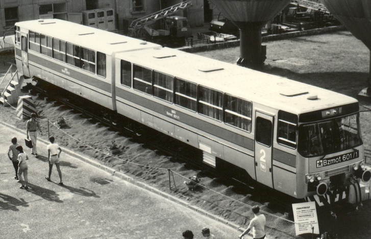 1.	A Bzmot 601-es az 1983-as BNV-n nagy sikert aratott (fotó: MTI)