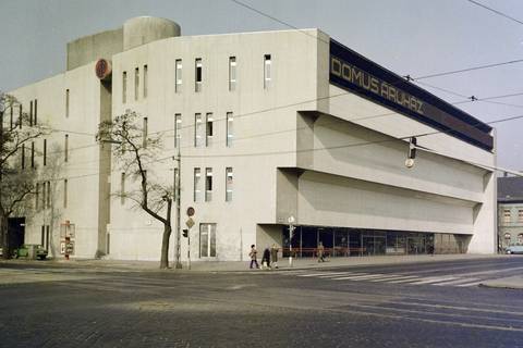 A 70-es évek építészetével jön a Budapest100