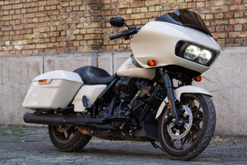 Road Glide ST - 2023. Harley-Davidson