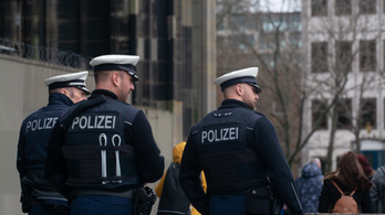 Terrorista merényletre készülhetett három férfi Németországban