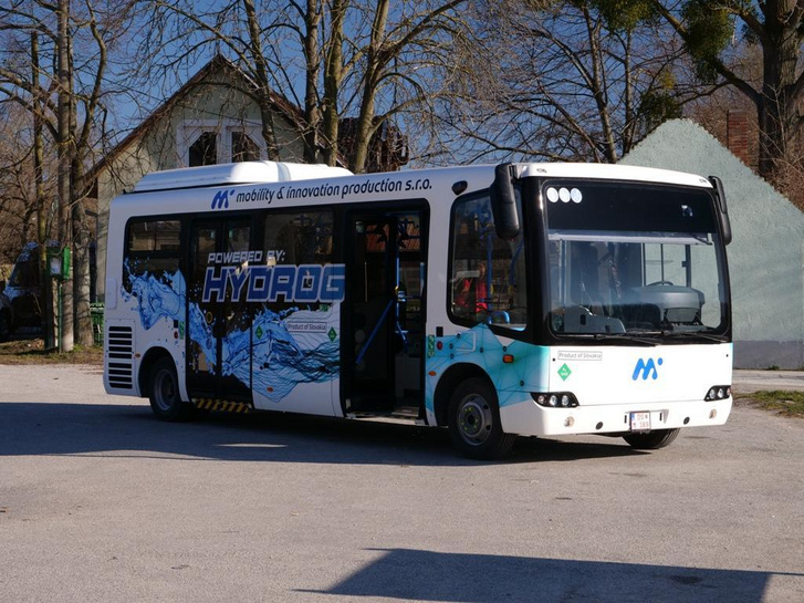 5.	Szlovákiában már hidrogénbusszal is próbálkoznak. Vajon ezek jobbak lesznek, mint a magyar elektromos változat? 