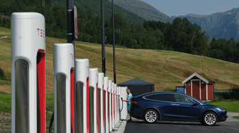 Norvégiában a tavaly eladott új autók több mint 82 százaléka volt elektromos