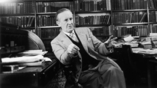 132 éve ezen a napon született meg J.R.R. Tolkien: 5 érdekesség, amit nem tudott a Gyűrűk Ura írójáról