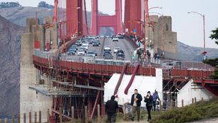 Öngyilkosság-megelőző acélhálót húztak a Golden Gate híd alá