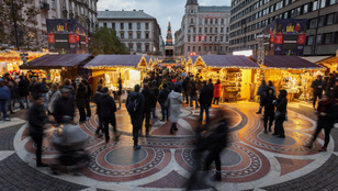 „Üzleti titok” – válaszolta a kormány arra, miért ilyen drága a karácsonyi vásár Budapesten