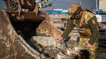Szovjet légibombát találtak a csepeli szabadkikötőben