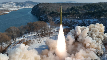 Észak-Korea új rakétát tesztelt, Dél-Korea és Japán is észlelte a kilövést