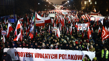 Brüsszelhez fordult a lengyel ügyészség a jogállamiság megsértése miatt