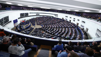 Pert fontolgat az Európai Parlament a Magyarországnak kifizetett tízmilliárd euró miatt